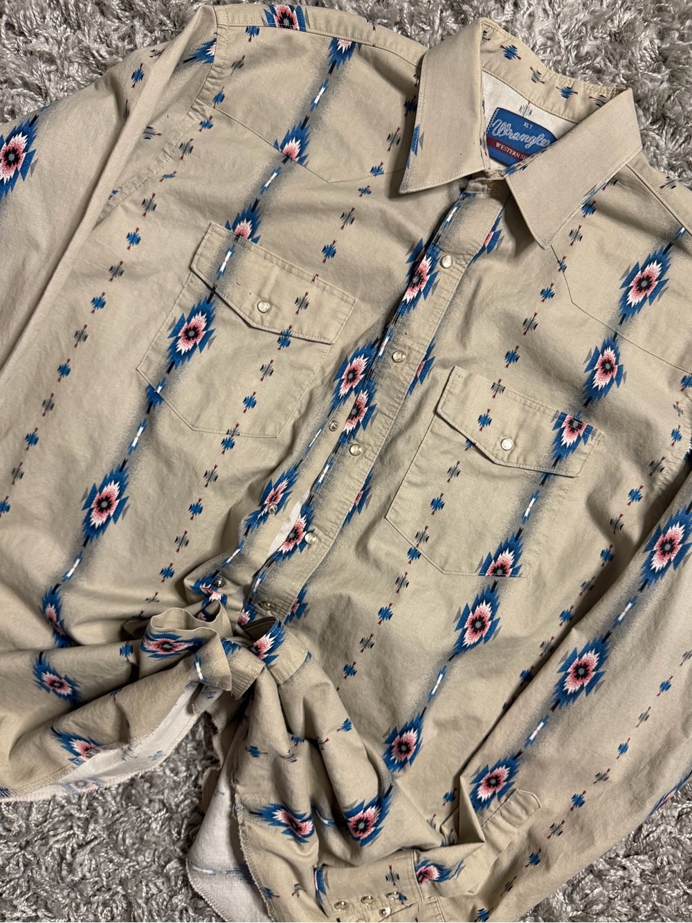 Vintage Wrangler Pearl Snap Aztec Western Shirt